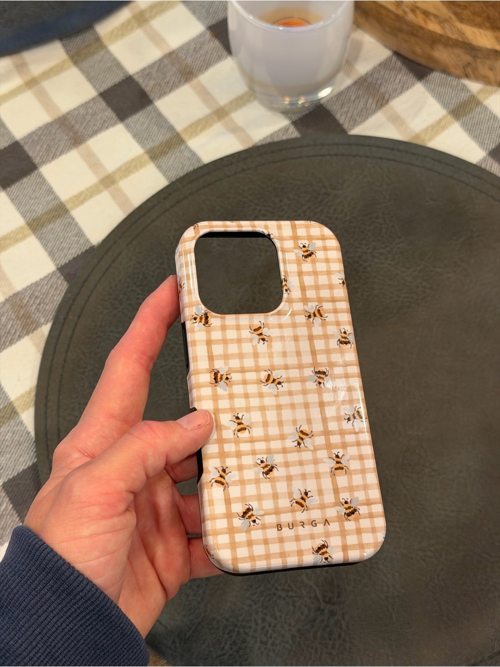 BURGA Beige Plaid Bee iPhone 16 Pro Case